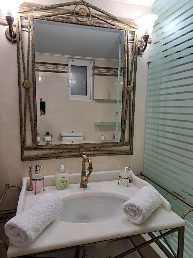 Seaview Flora'S Luxury Apartment-300Meters From The Beach Rethymno  Exterior photo