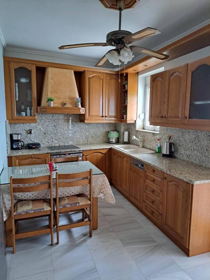 Seaview Flora'S Luxury Apartment-300Meters From The Beach Rethymno  Exterior photo